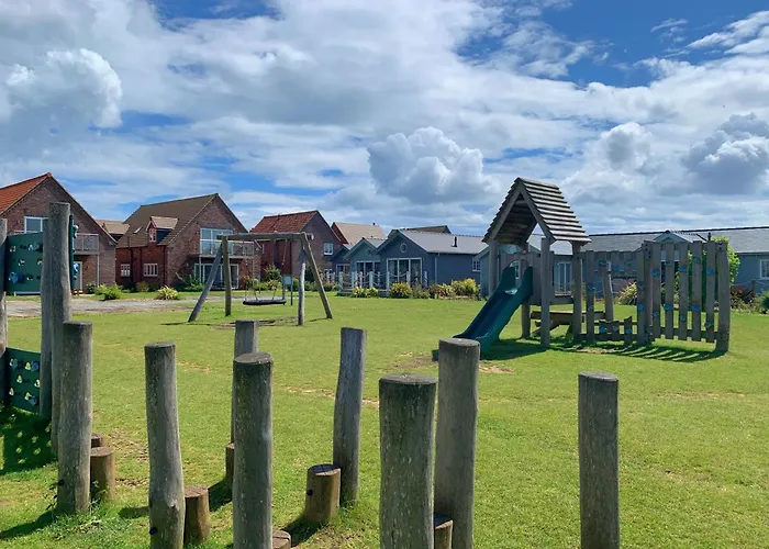 Lakeside Retreat, The Bay Filey, 2 Bedrooms With Ensuites, Parking With Ev Charger * Filey