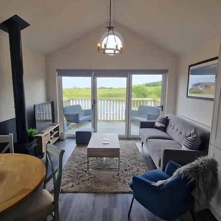 Semesterbostad Lakeside Retreat, The Bay Filey, 2 Bedrooms With Ensuites, Parking With Ev Charger *